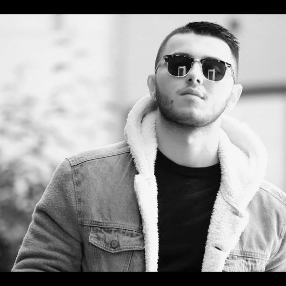 aleemakhanj